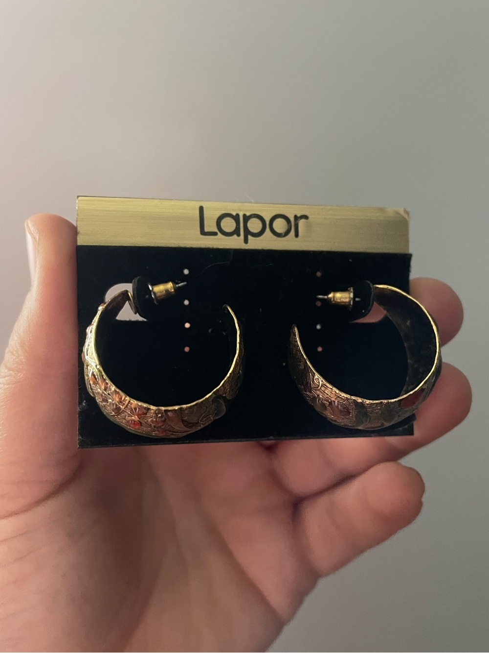 VINTAGE Lapor Earrings